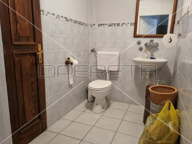 Jeste li vidjeli ovakvu garažu? Prodaje se u Zagrebu! Ima 85 kvadrata. Cijena je brutalna