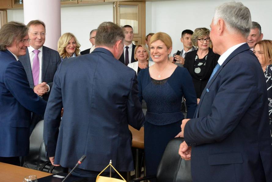 Slavonski Brod: Potpisan sporazum za opskrbu prirodnim plinom Rafineriju nafte Brod