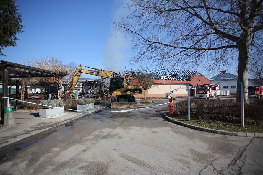 Vatrogasci iz Čateža: Kolege iz Krškog pozvane su zbog klora