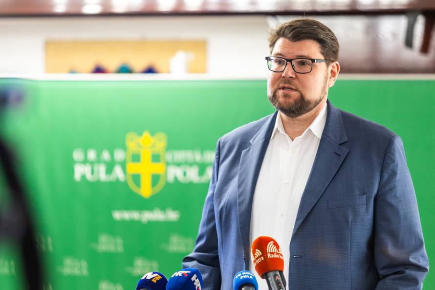 Pula: Gradonačelnik Pule Peđa Grbin  predstavio proračun za 2026. godinu