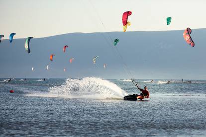 Raj za kitesurfing: Evo zašto na ušće Neretve svake godine hrle imućni gosti iz cijelog svijeta