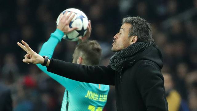 Barcelona coach Luis Enrique and Paris Saint-Germain coach Unai Emery