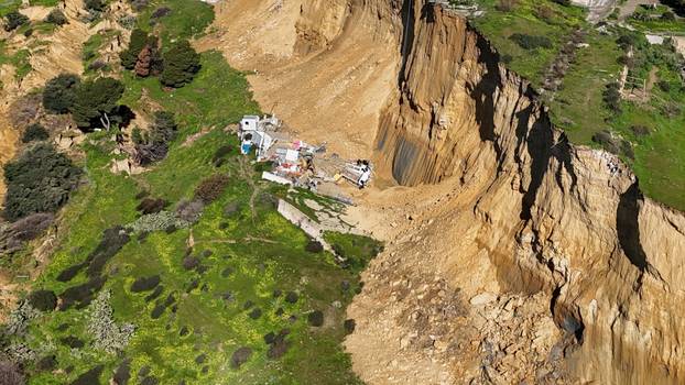 Landslide leaves Sicilian town off cliff edge after bad weather