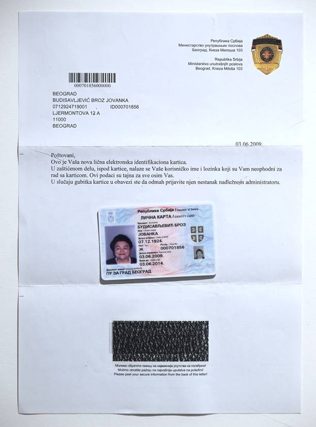 Zagreb: U Srpskom  kulturnom centru, fondacija Jovanka Broz održava izložbu haljina i torbi