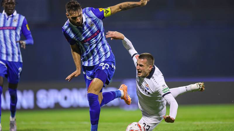 Slaven se žali: '557 dana za nas nije suđen penal'. U komentaru im se javio i kultni napadač