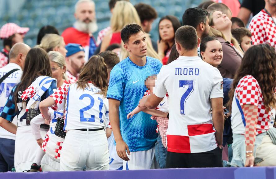 Dirljive scene nakon pobjede: 'Vatreni' as ljubio sina, Modrić čestitao, Luka Sučić sa sestrama