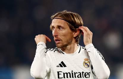 Španjolci plasirali senzaciju: Modrić u idućih 10 dana može potpisati za Realova rivala!