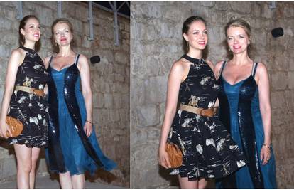 Majka i kći Huljić pozirale u ljetnim haljinama: 'Kao sestre'