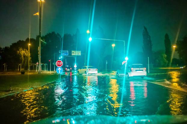 Potopljeno raskrižje Solin - Sirina