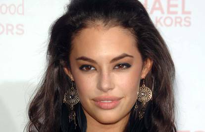 Chloe Bridges: Čeka se prava uloga da je vine u visine