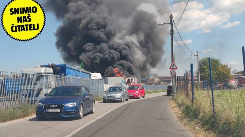 BUKTINJA U SESVETAMA Veliki požar guta dvorište tvrtke Cezar za reciklažu otpada
