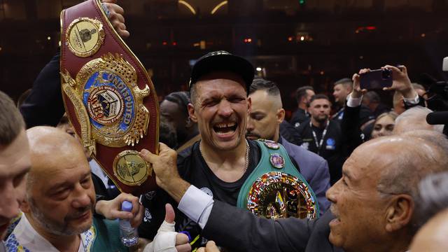 Tyson Fury v Oleksandr Usyk