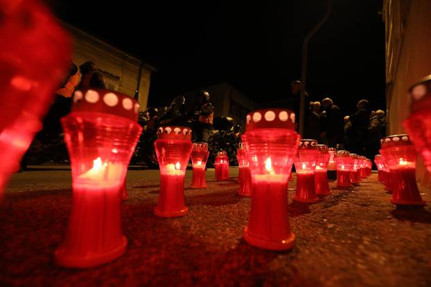 I Pula svijetli za Vukovar