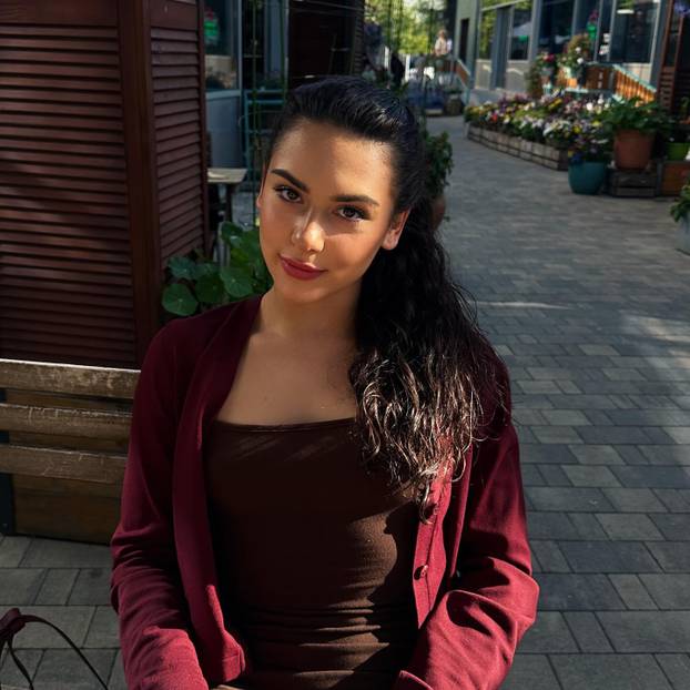 FOTO Putinova ljubimica imala je velike planove. Morala je na operaciju i tu joj je počeo pakao