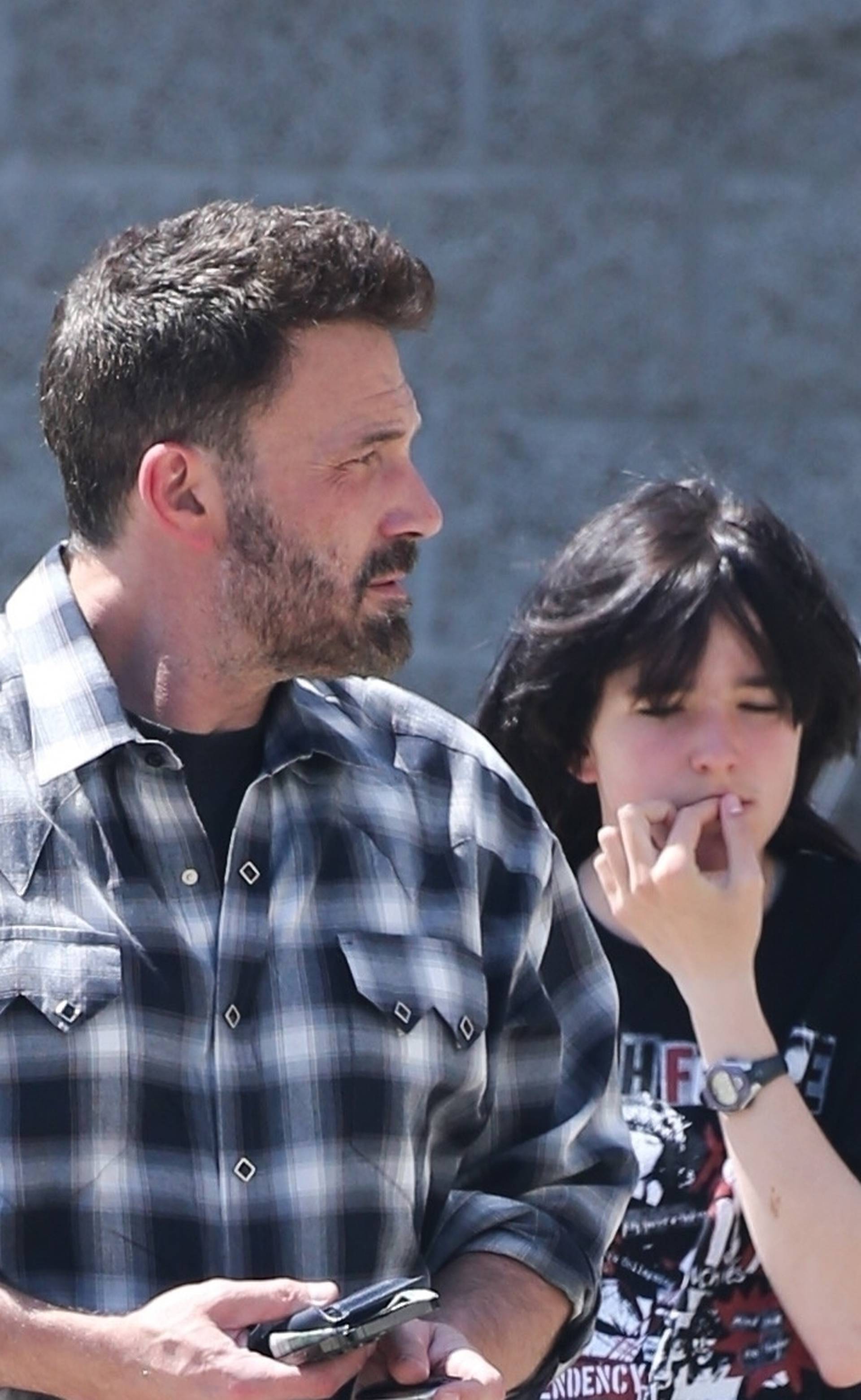 *EXCLUSIVE* Ben Affleck takes his daugther Seraphina out for lunch in Santa Monica