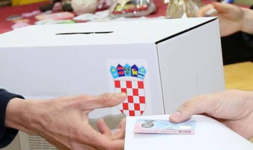 Glasa&ccaron;ki listi&cacute;i se tiskaju: Ukupno &cacute;e ih biti 4,4 milijuna