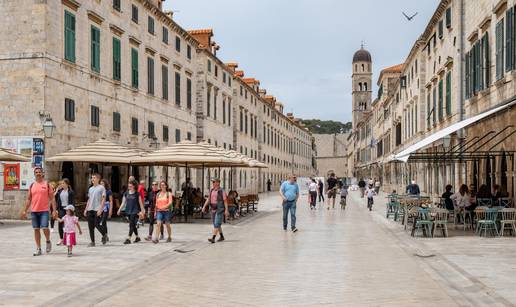 HPB prva banka koja će izdavati Cro kartice, naručili ih 40.000