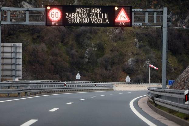 Jak vjetar otežava promet na području Kvarnera