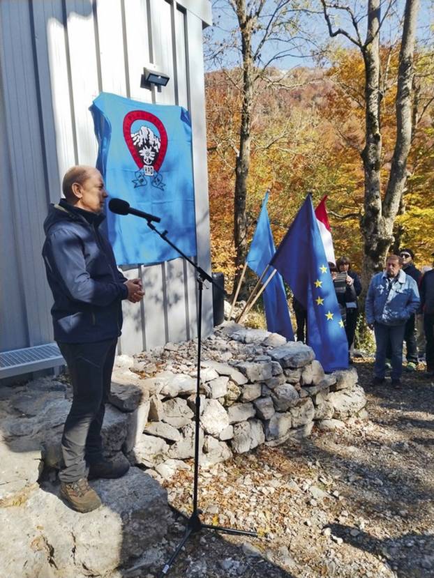 FOTO Na Velebitu otvoreno novo planinarsko sklonište Skorpovac