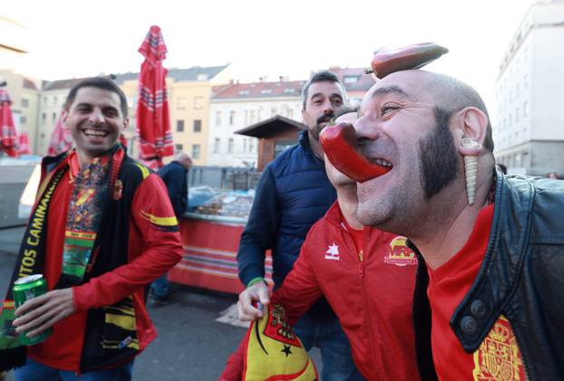 Zagreb: Å panjolski navijaÄi spremni za veÄeraÅ¡nje "ludilo" na stadionu u Maksimiru