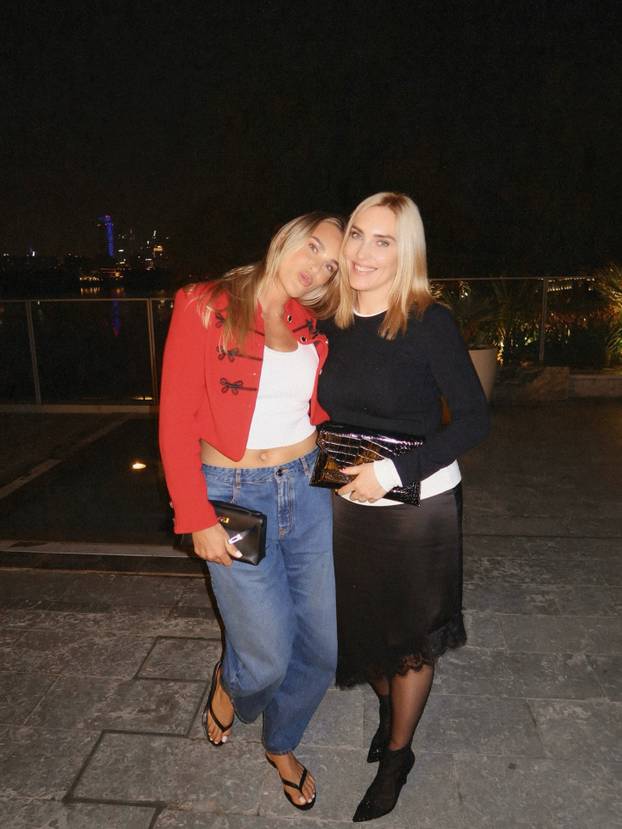 FOTO Najzgodnija tenisačica istaknula obline u uskoj majici