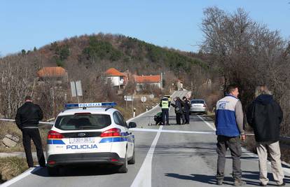 Čuvali su ovce, naletio je auto: Žena je mrtva, a muž u bolnici