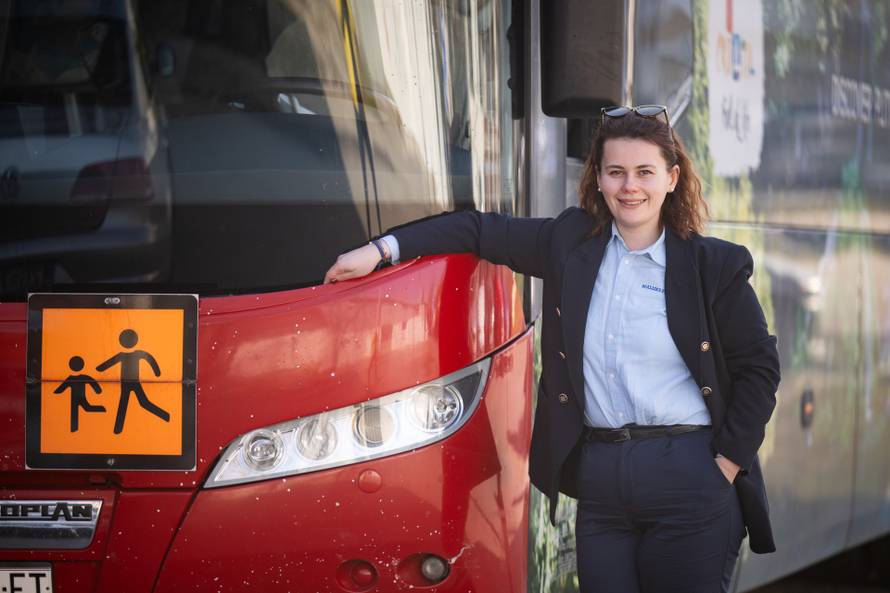 Nakon što je doživjela nesreću u ZET-ovom busu, Josipa je odlučila postati vozačica autobusa