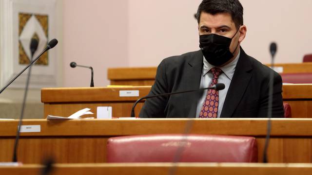 Hrvatski sabor sjednicu je nastavio s raspravom o novom Zakonu o zaštiti prijavitelja nepravilnosti, odnosno zviždača