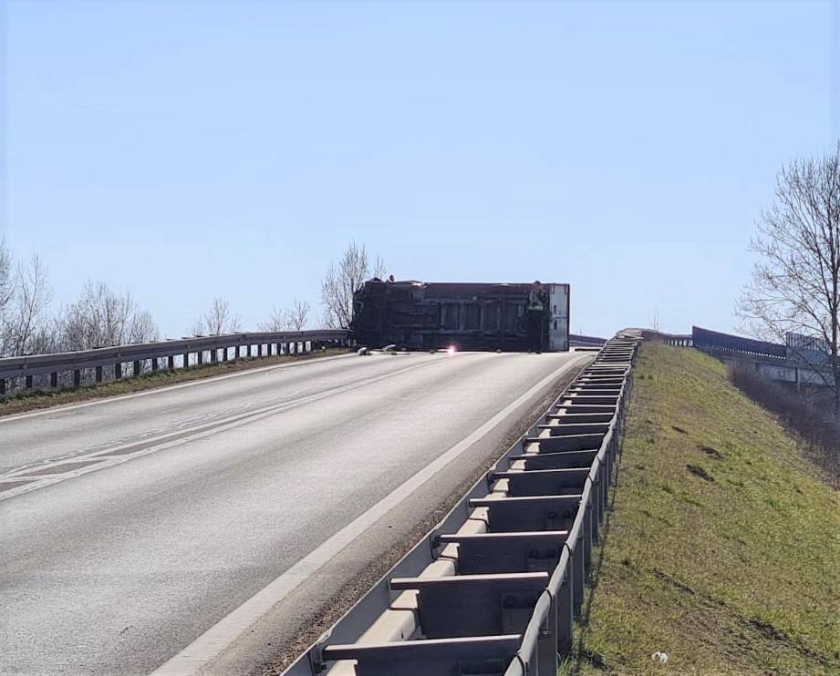 Sudar kamiona i auta blizu Velike Gorice, jedan mrtav