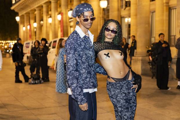 Ekskluzivno s Pariškog tjedna mode: Pogledajte najhrabrije modne odabire, sve je u metalu