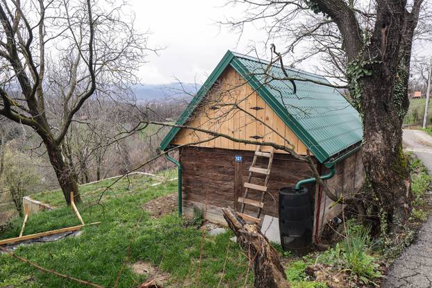 Zagreb: Kuća na adresi Oporovečki vinogradi 127