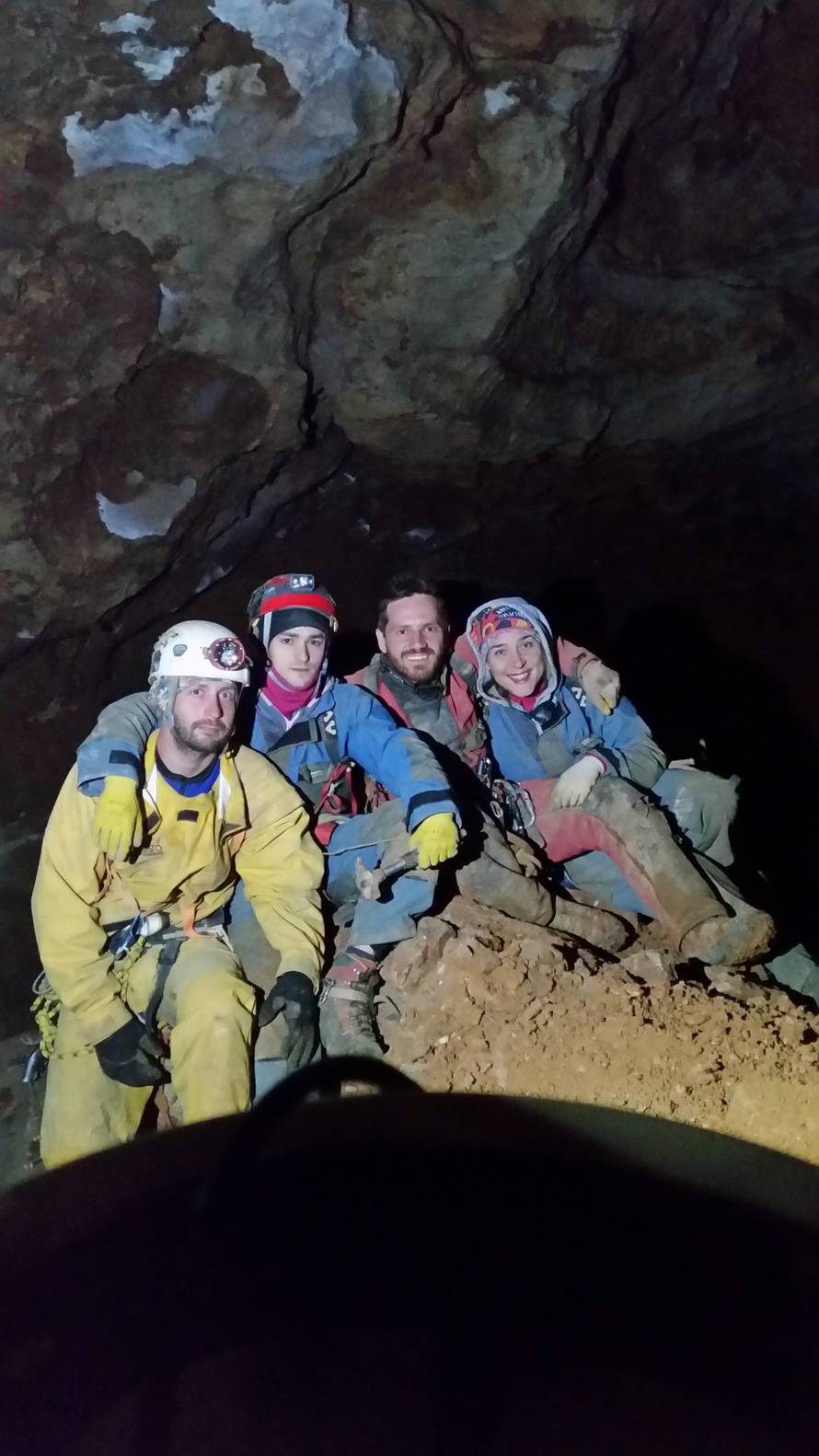 'Puzali smo kroz pješčani kanal pa otkrili najdulju jamu u RH...'