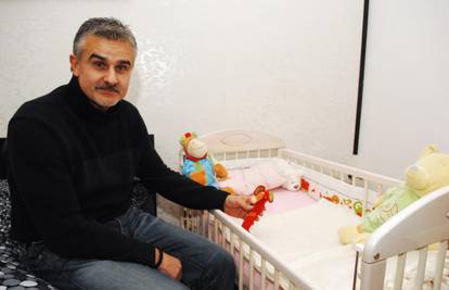 Kćerku mu je odvela u Srbiju: "Supruga mi je otela dijete!"