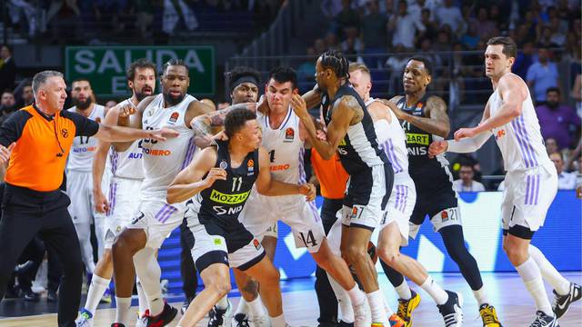 27th April 2023; Wizink Center; Madrid; Spain; Turkish Airlines Euroleague Basketball; Playoff Game 2; Real Madrid vs Pa