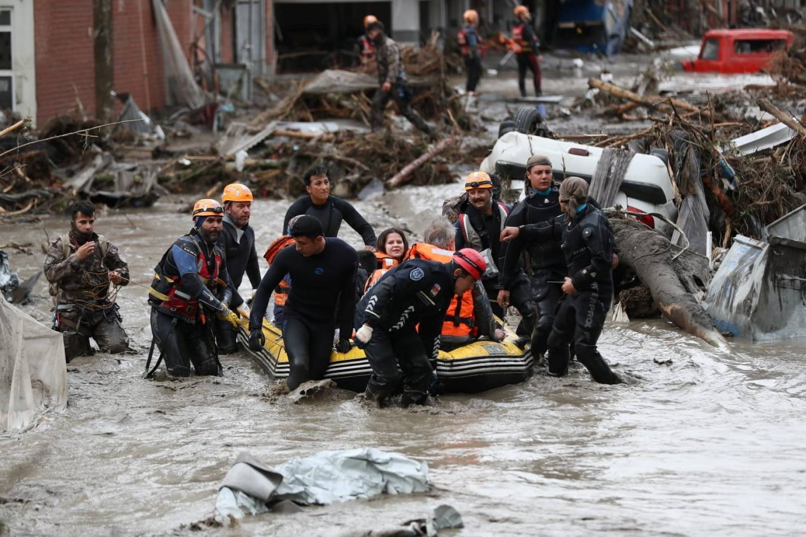 Death toll from northern Turkey floods rises to 27