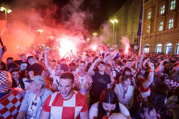 Zagreb: Slavlje navijača nakon hrvatskog pogotka za 1-0