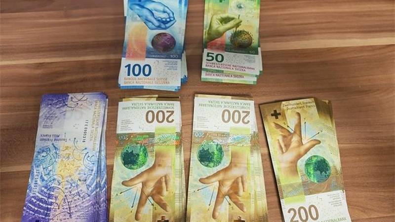 Hrvatica iz iz BiH u Hrvatsku htjela unijeti 73.500 franaka. Mora platiti 19.650 € kazne!