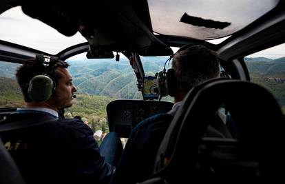 Ušli smo u helikopter za VIP goste WRC-a: 'Prođeš vagu' pa letimo 150 km/h i stižemo začas