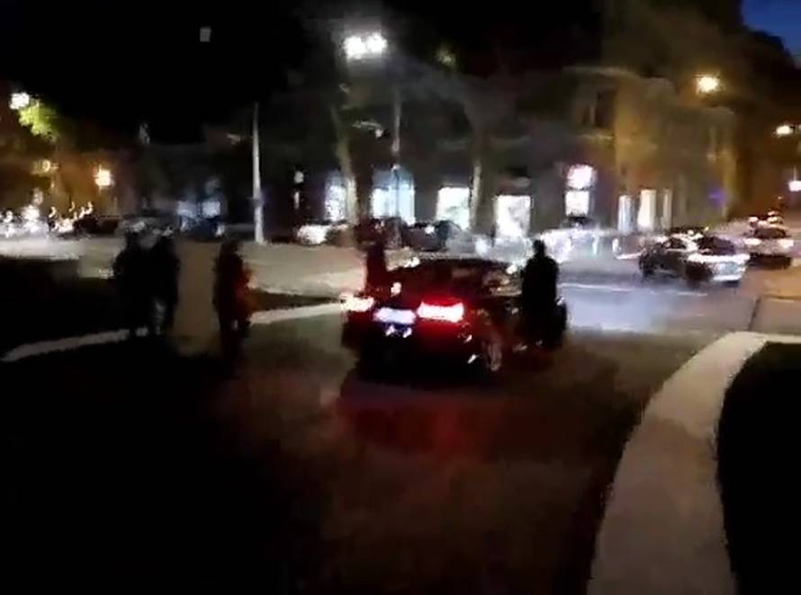 Izviždali su ga: Milan Bandić pobjegao od prosvjednika