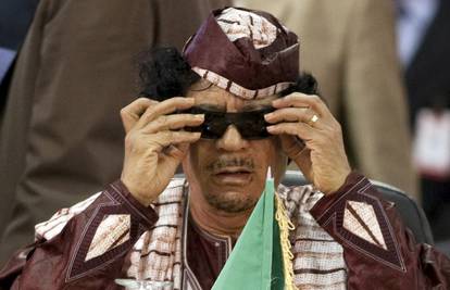 Kako će pamtiti Gadafija: Je li bio mučenik ili okrutni tiranin?