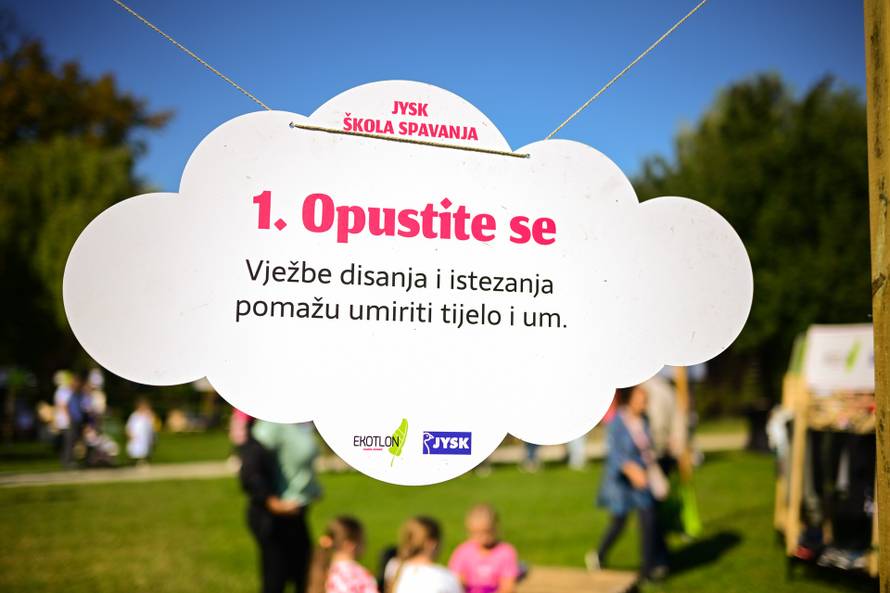 Zagreb:  Ekotlon na jezeru Bundek