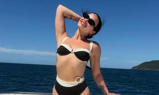 FOTO Nikad zgodnija Demi Lovato u badi&cacute;u oduzima dah, pokazala je i tetova&zcaron;e...