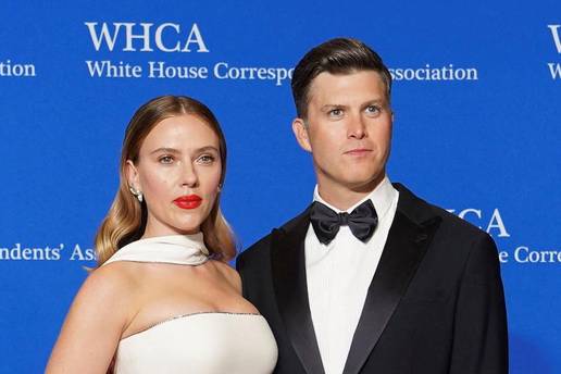 Scarlett Johansson zablistala u bijeloj haljini: 'Kakva si ti žena'