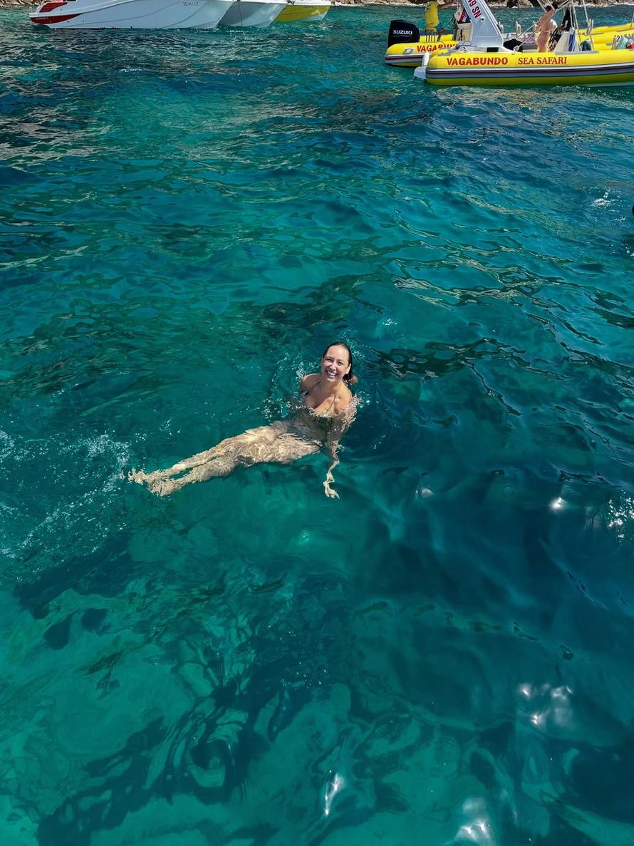 Unuka slavne Grace Kelly uživa u Hrvatskoj: Skinula se u bikini