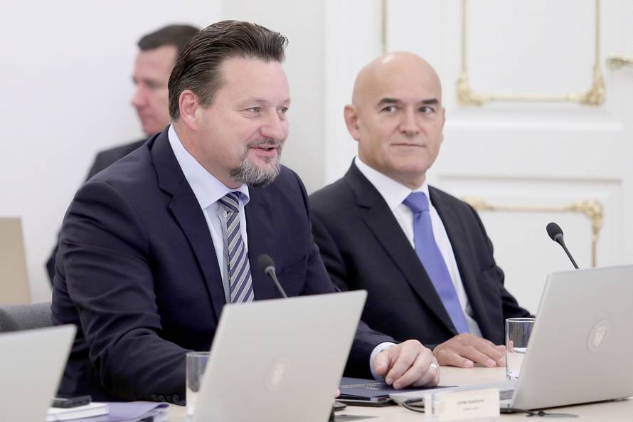 Zagreb: Rasprava Vlade o Zakonu o sigurnosti na cestama