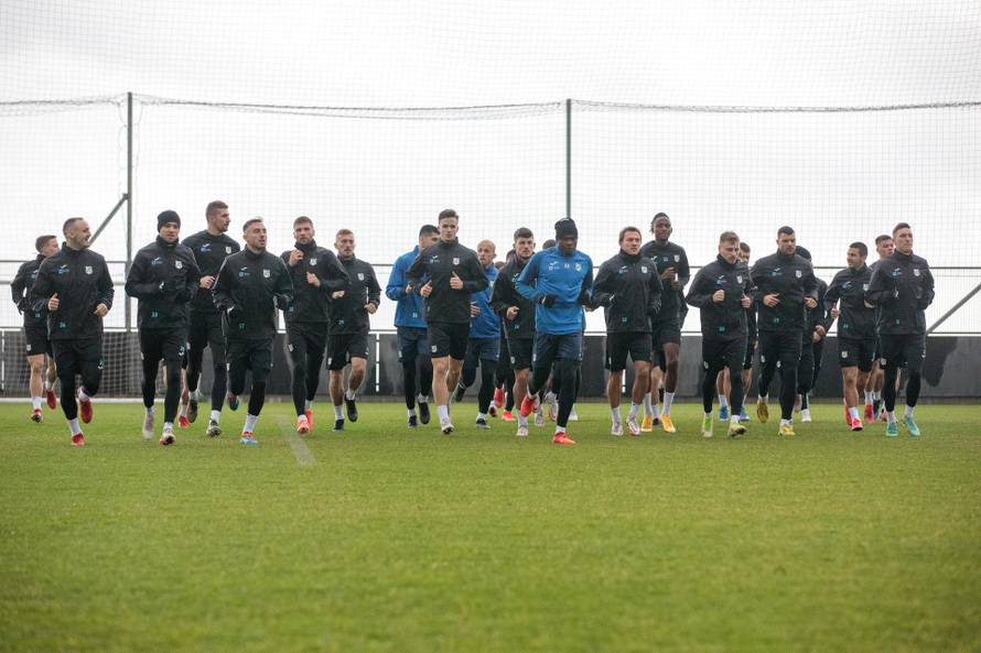 Nogometaši Rijeke počeli s pripremana za nastavak prvenstva