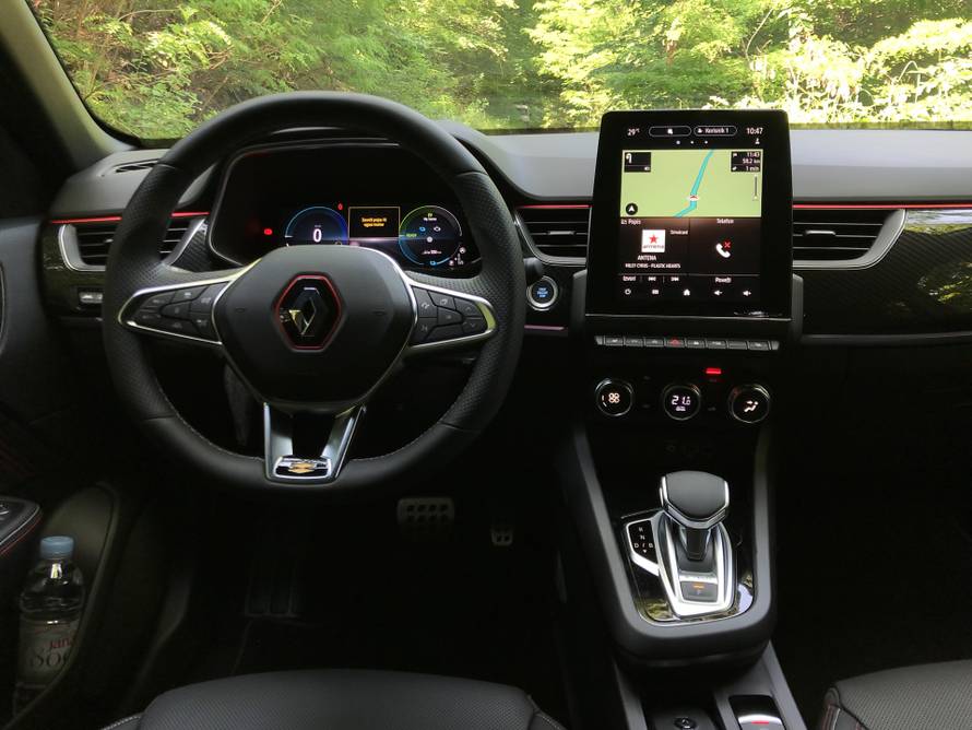 Megane Conquest je odlična kombinacija SUV-a i coupea. Upravo je stigao u Hrvatsku