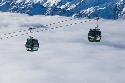 Prekrasno vrijeme na skijalištu Wildkogel - Arena u Austriji