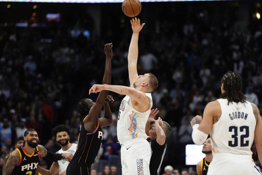 NBA: Phoenix Suns at Denver Nuggets