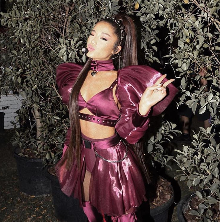 Za vrijeme nastupa pogodili je limunom: 'Mrš sa pozornice...'